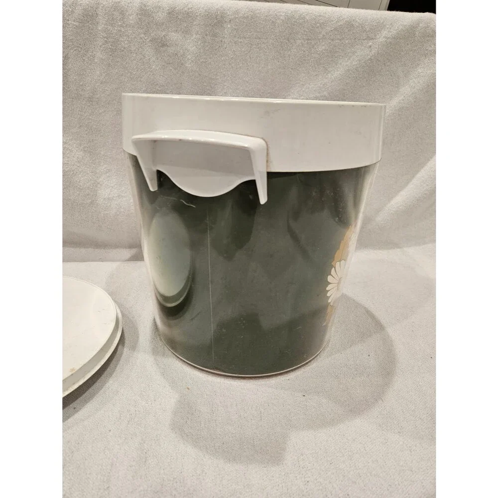 Vintage West Bend Thermo Serv Daisy Ice Bucket With Lid